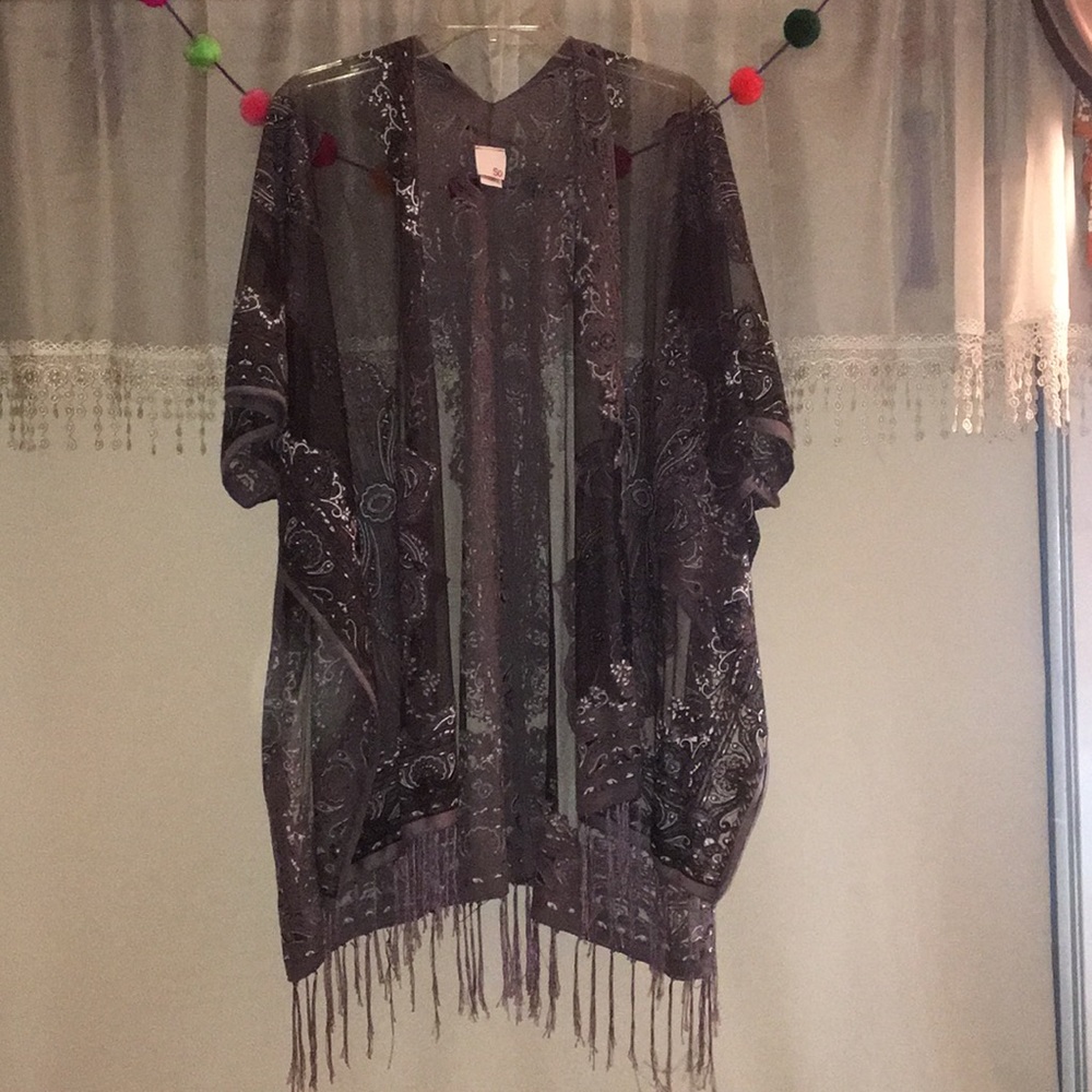 SO Fringe Kimono